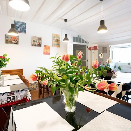 Hostel Ph In Chiado *